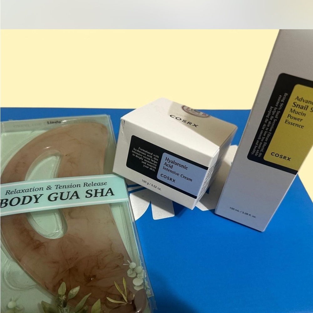 COSRX Skincare Set with Body Gua Sha